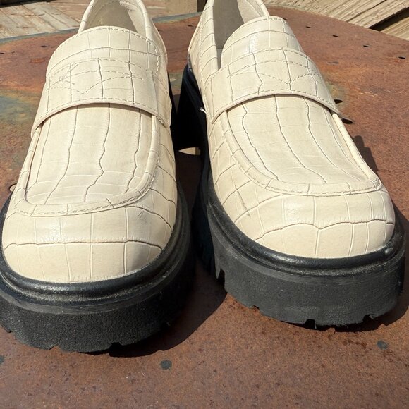 Matisse Beach Laguna Croc-Embossed Bone Platform Loafers - Picture 7 of 10